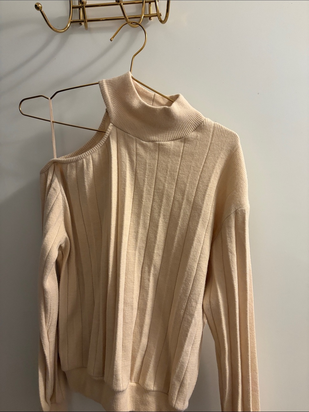 ZARA Cream Ribbed Cut-Out Cold Shoulder Sweater